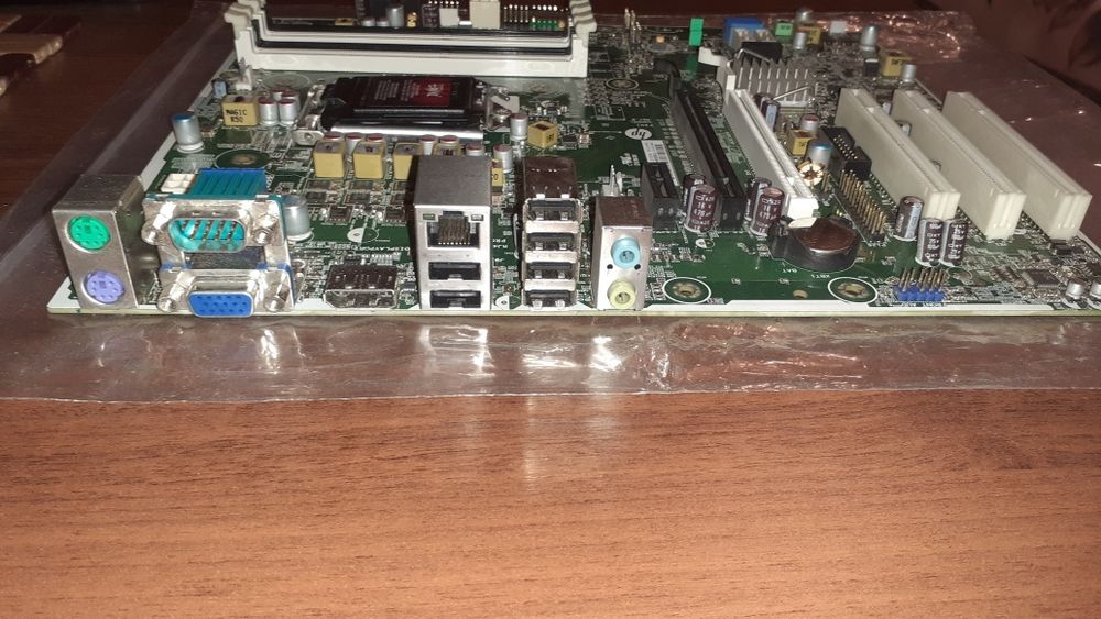 Материнская плата HP Compaq 8200 Elite CMT (LGA 1155) + Intel Core i5-2400