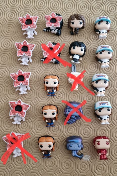 Bonecos stranger things kinder joy