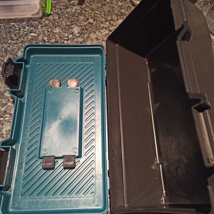 Ящик пластмассовый для инструмента бытовых нужд: 187 грн. - Прочий ...