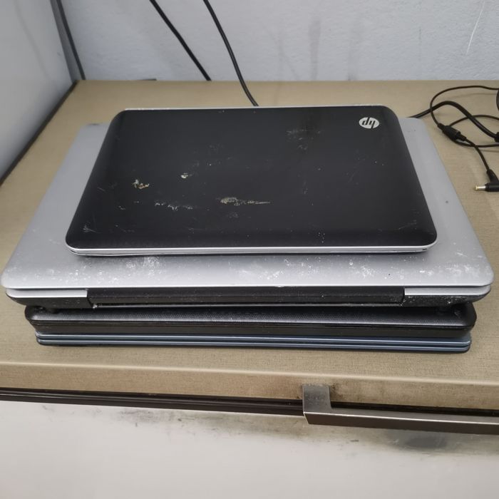 portáteis Hp e Acer