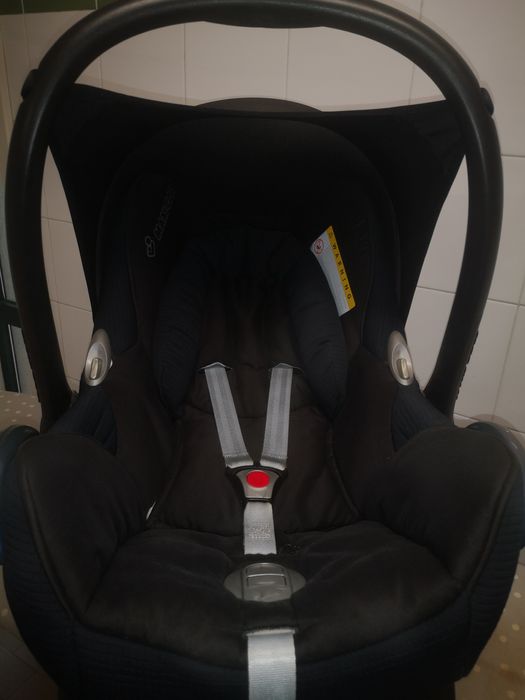 Babycoque / ovo maxi-cosi cabriofix + base easyfix