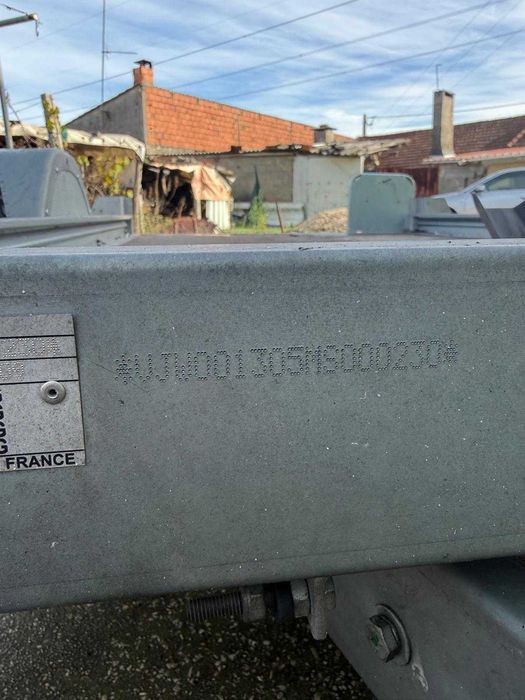 Reboque em ótimo estado