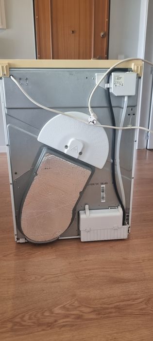 Máquina de Secar Roupa Indesit 8kg