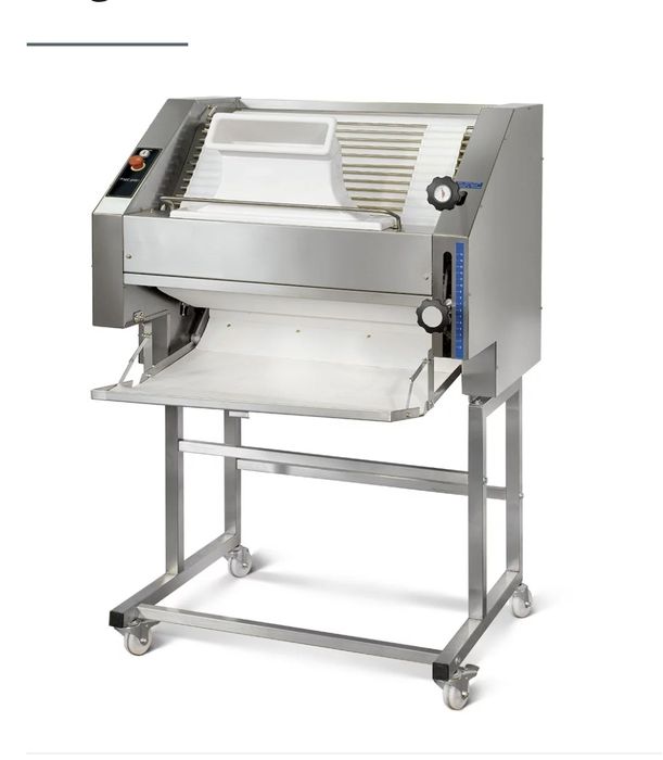 машина для формовки  багетов MAC.PAN MBA/2C Італія  стан як новий