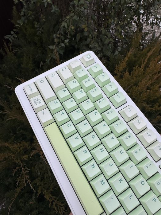 кастомная клавиатура с екранчиком, кастомна клавіатура з гарним звуком