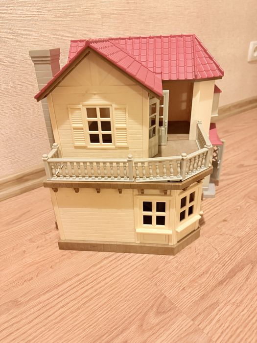 Великий будинок з секретною мансардою Sylvanian Families б/у