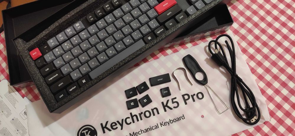 Механічна клавіатура Keychron K5 PRO RGB Hot-swap