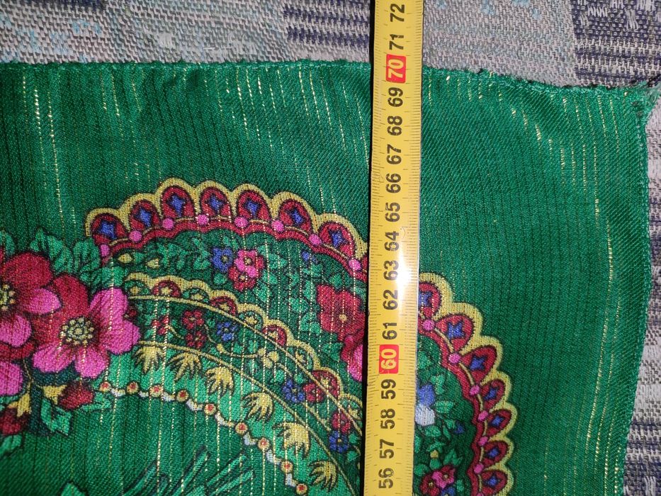 Платок большой новый 125см