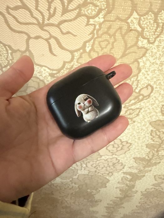 Наушники AirPods 4