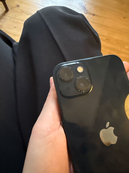 Iphone 13 midnight 128gb