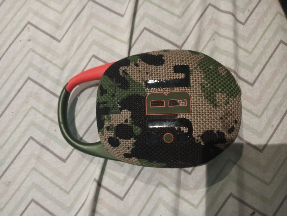 Coluna brutal da JBL