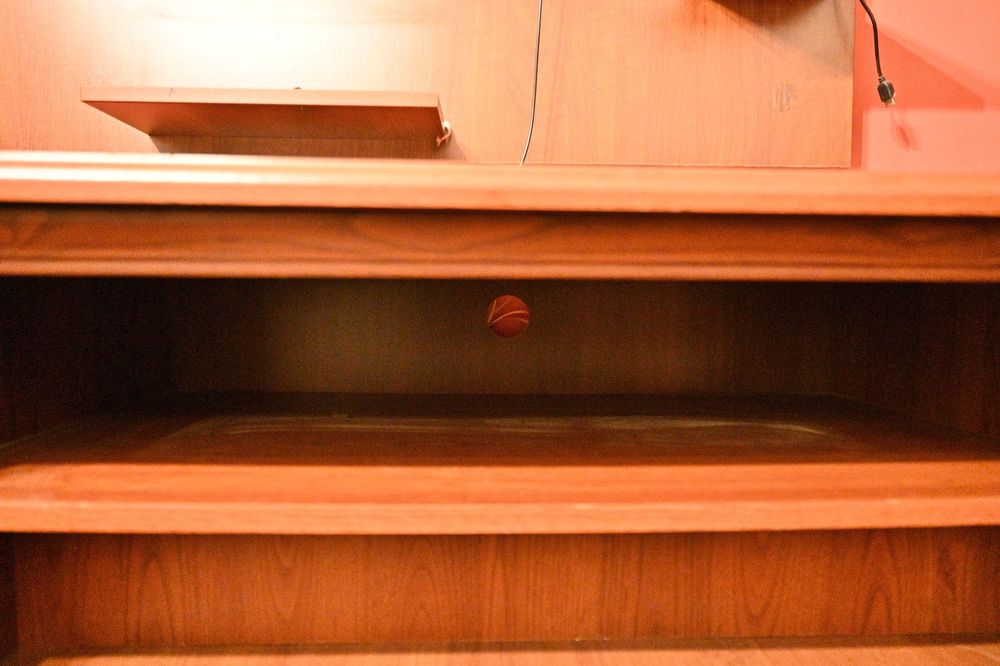 Szafka RTV Black Red White