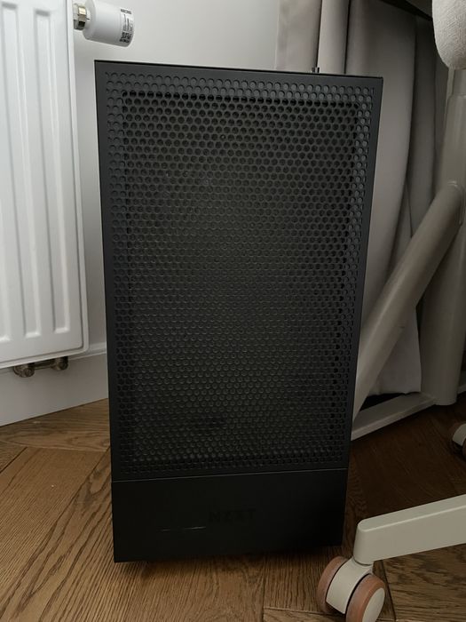 Komputer gamingowy NZXT AMD Ryzen MAG