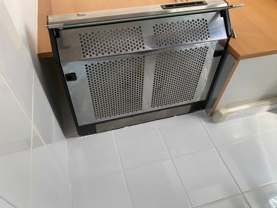 Cozinha completa usada com eletrodomésticos