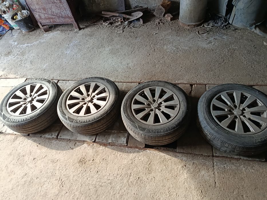 Продам титановые диски в сборе с резиной