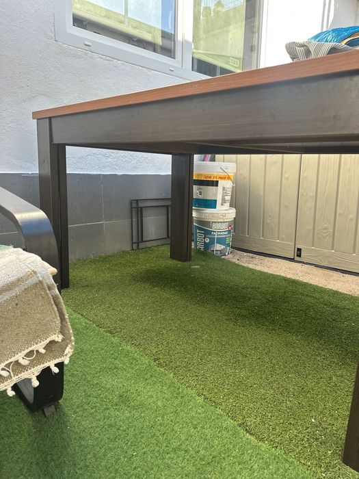 Mesa de Jantar Extensível em Madeira