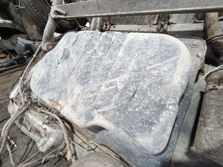 Бак Форд Фиеста МК3 Бензобак Ford Fiesta Топливный бак МК 3