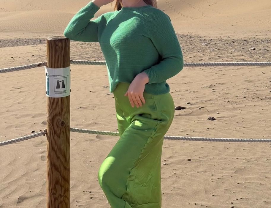 Брендовий костюм у ідеальному стані