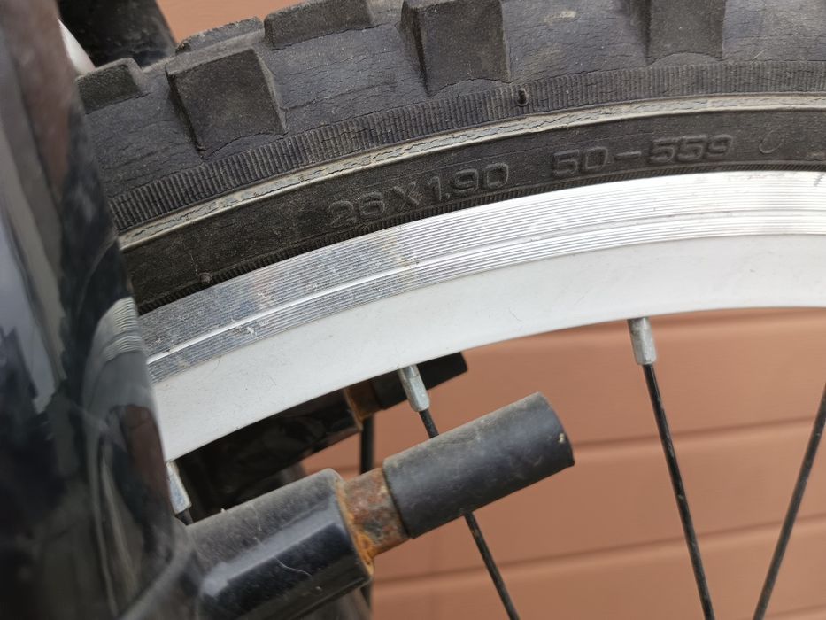 Rower tarcze shimano Tourney dynamo aluminium
