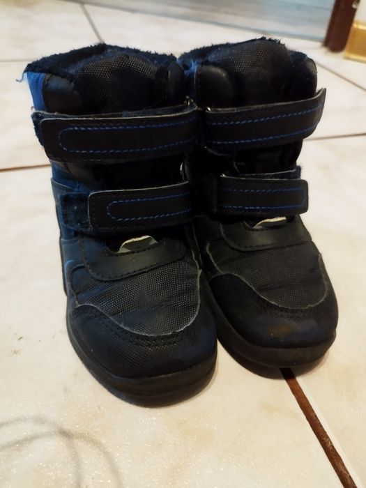 Buty zimowe roz 24