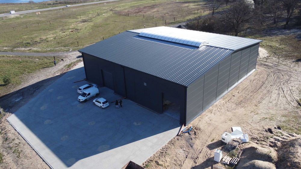 Hala stalowa ocieplana produkcyjna 30 x 30 x 7m, 900m2