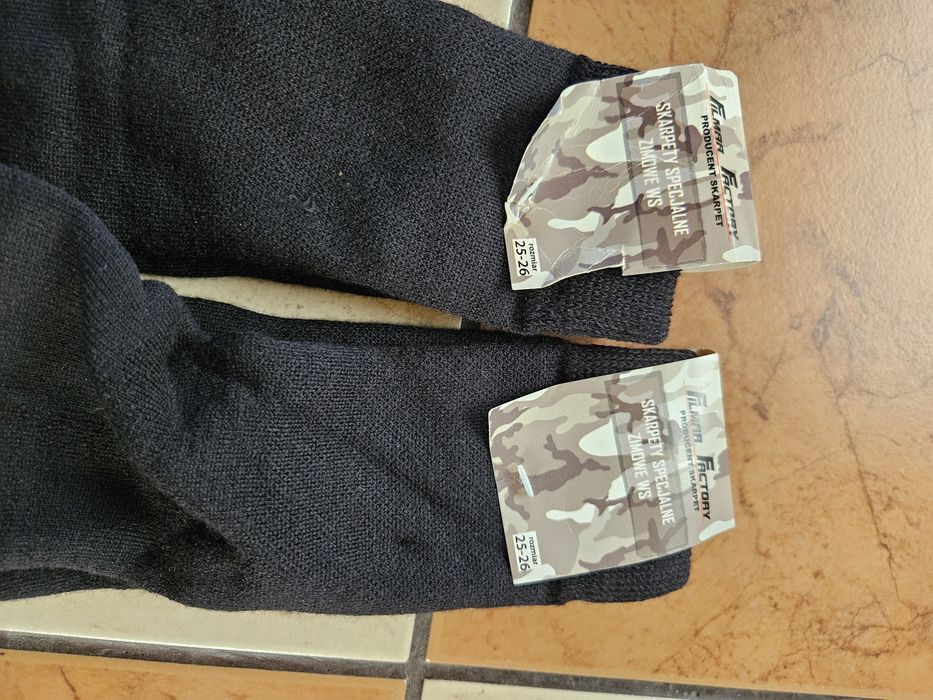 Skarpety zimowe nowe specjane