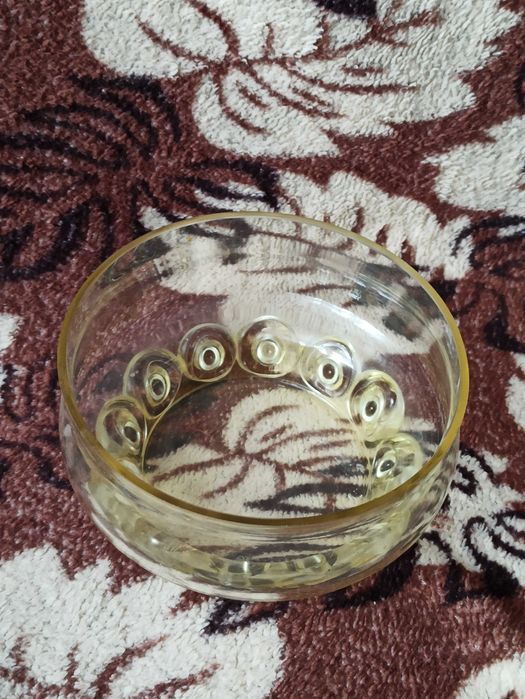 Посуд для цукерок, фруктів, салату (цукерниця, салатник)