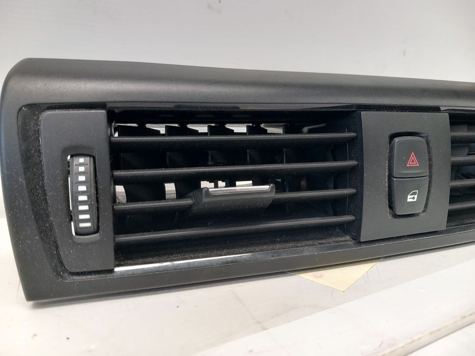 Grelha friso ventilação BMW F20 F21