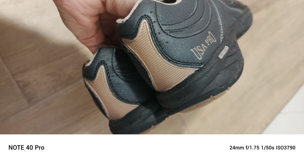 Buty damskie sportowe USA Pro 38