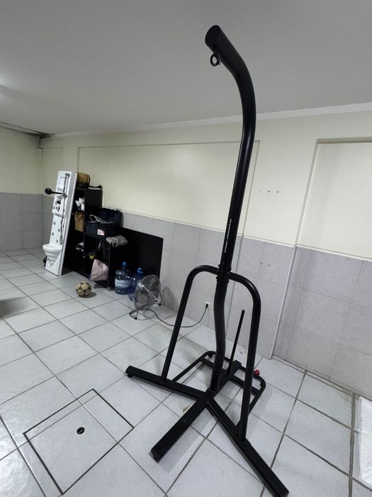 Suporte para boxe com saco de 15kg