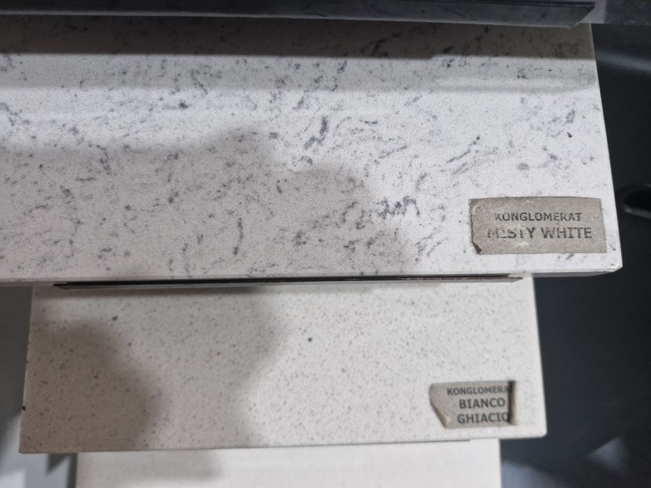 Parapety konglomerat ,blaty ,schody