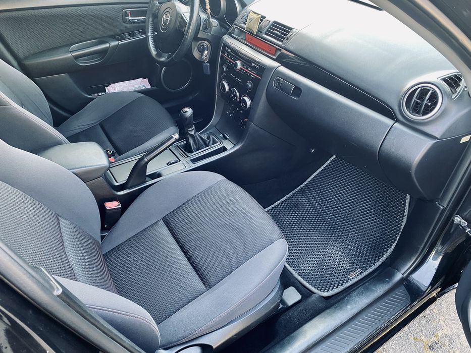 Продам Mazda 3 !!!