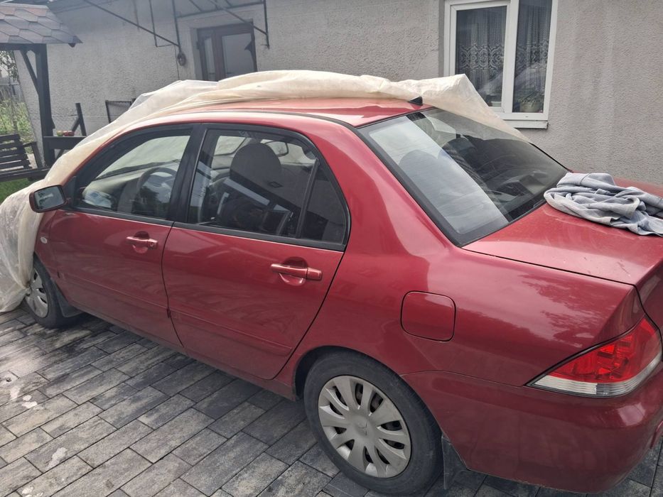 Автомобіль Mitsubishi Lancer
