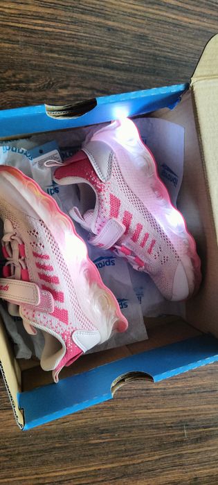 Buty adidasy sportowe dla dziecka rozmiar 26