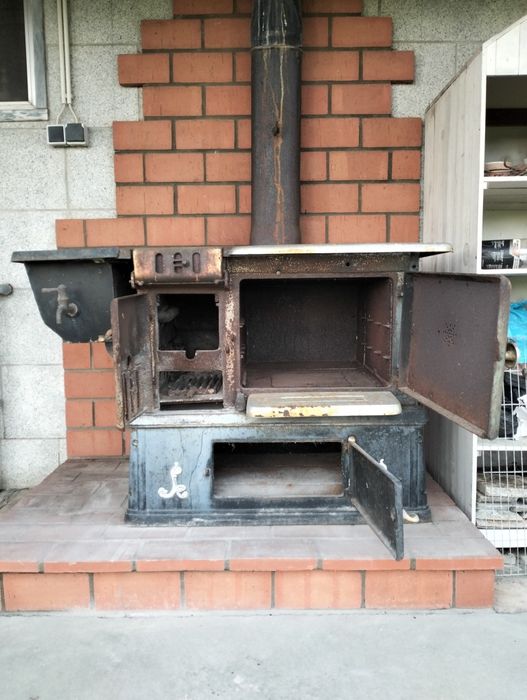 Fogão e forno a lenha em ferro fundido