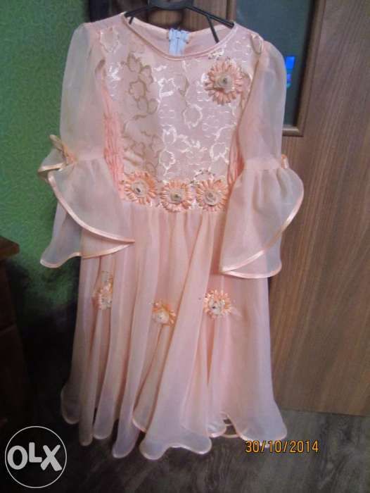 Продам красивое платье.