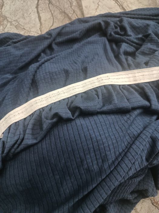 Nowy pokrowiec granatowy na kanapę Granbest