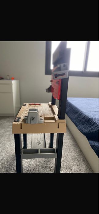 Mesa ferramentas Black + Decker criança