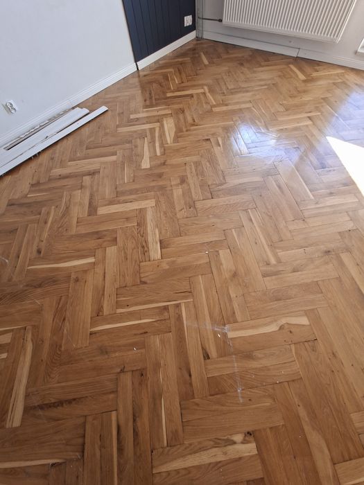 Sprzedam parkiet