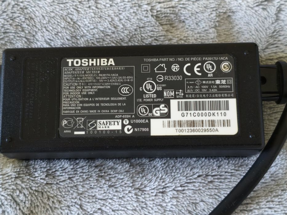 Toshiba Satellite U940-103 i5-3317U 4GB ram