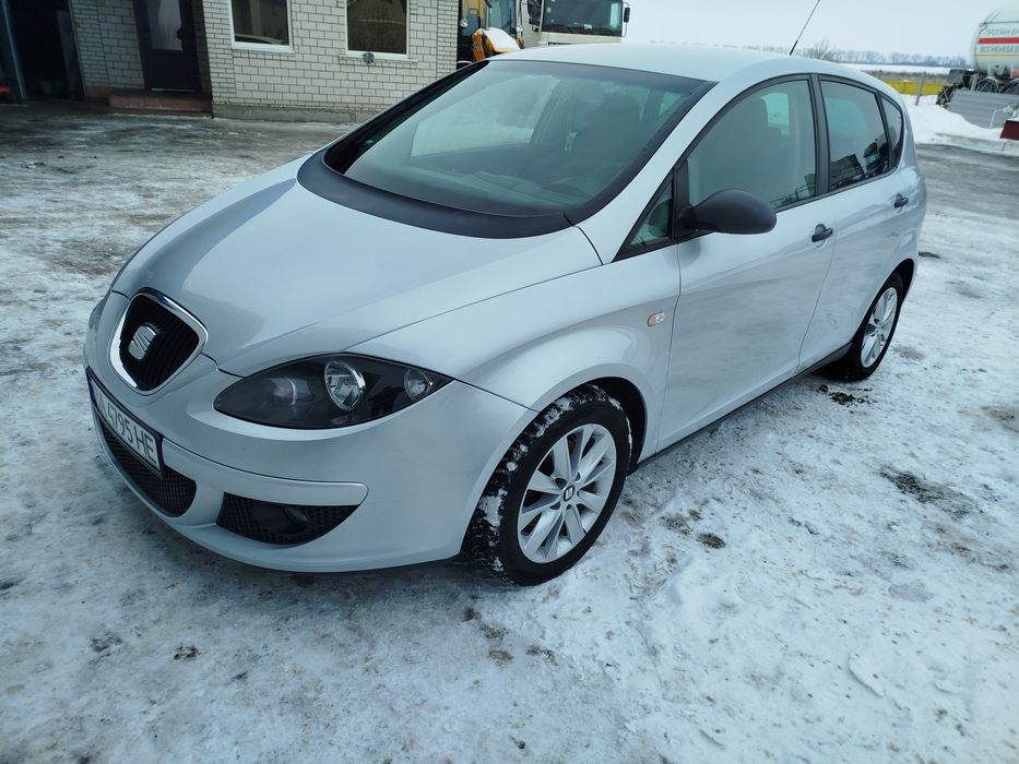 Продам сіат 1.6 мпі стан ідеальний