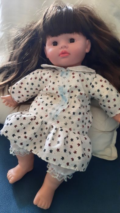 Lalka z długimi włosami,śliczna I czysta