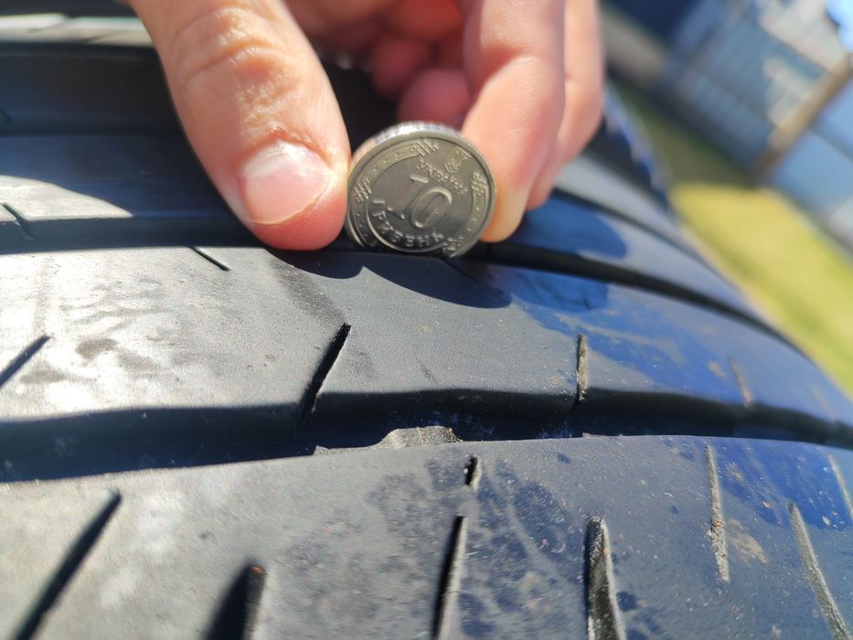 Шини Dunlop Sport Maxx 050 245/40 R19 2022 рік