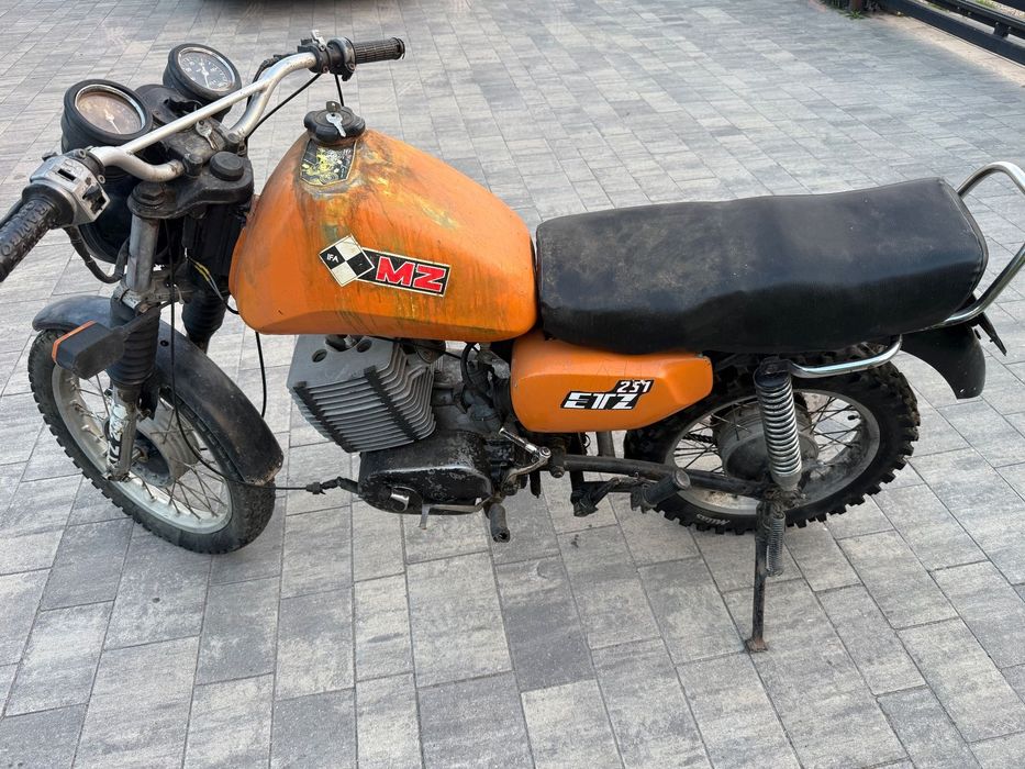 Mz