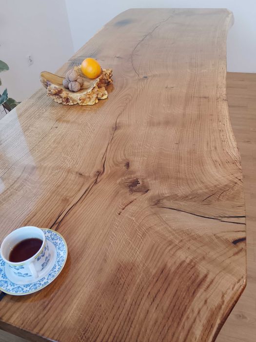 Stół dębowy z litego drewna