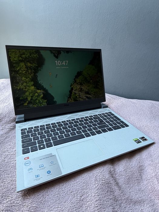 Laptop DELL G15 - Ryzen 5, RTX 3050, stan bdb