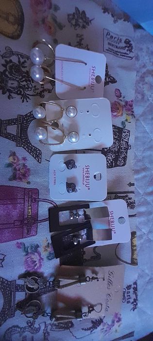 Brincos de Senhora e criança