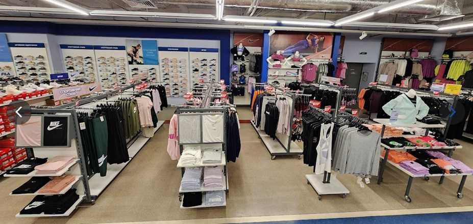 Продам торгове обладнання для магазину одягу б/у