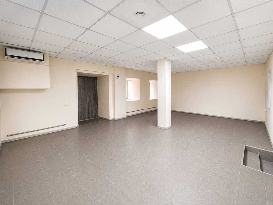 Фасадне ПРИМІЩЕННЯ ЦЕНТР 110 м² Окремий вхід МЕНОРА 5 КАБІНЕТІВ 16 кВт