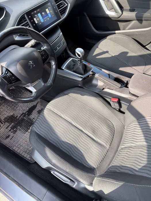 Peugeot 308 kombi 1.6 HDI